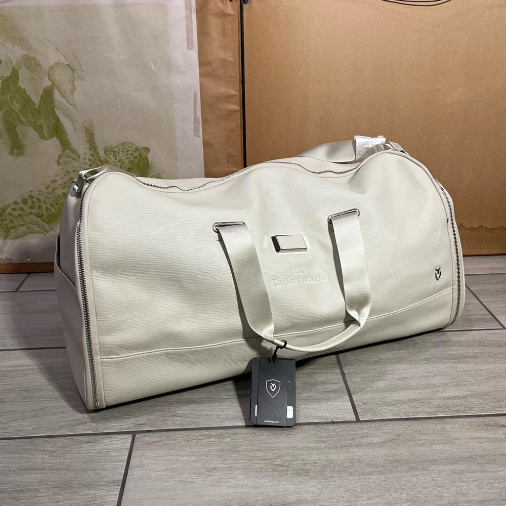VesseL USA Cream Duffel Bag.